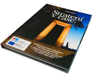 kniha-strateni-v-case