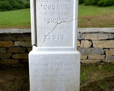 Matilde Schlenger (rod . Riesz), 25.11.1906, 54-ročná / Chaje Matl, manželka Josefa sg