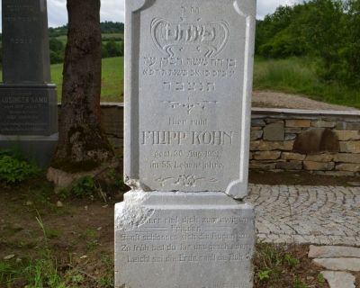 Filipp Kohn, 30.8.1921 /po západe slnka/, 55-ročný / Pinchas ben Moše haKohen, 27. av roku 5681