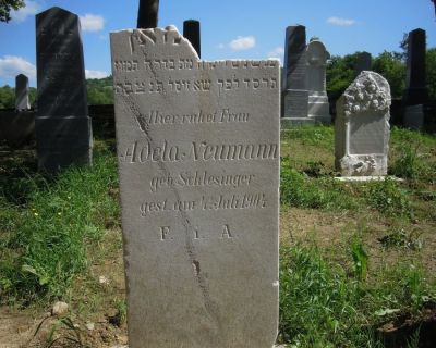 Adela Neumann rod. Schlesinger, 4. 7. 1904 (21. tamuz 5664), 83-ročná