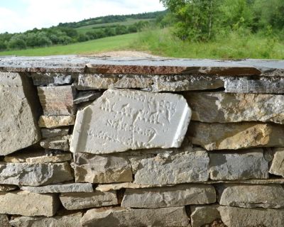 ? manželka Jony Schlesingera, 20. ? švat 5669 = 11.02.1909 / úlomok pripevnený obrátený/ - podľa dát
