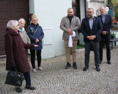 Odhalení prvních Stolpersteinů ve Frýdku-Místku, 21. 9. 2022. Foto Jaromír Polášek.