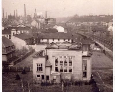 Vypálená synagoga v Třinci, podzim 1939. Sbírka Henryka Wawreczky.